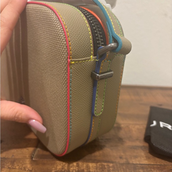 Kurt Geiger Tan Crossbody Bag with Colorful Lining - Picture 5 of 14